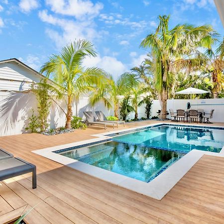 Captain'S Quarters At Anna Maria Island Inn เบรเดนทันบีช ภายนอก รูปภาพ